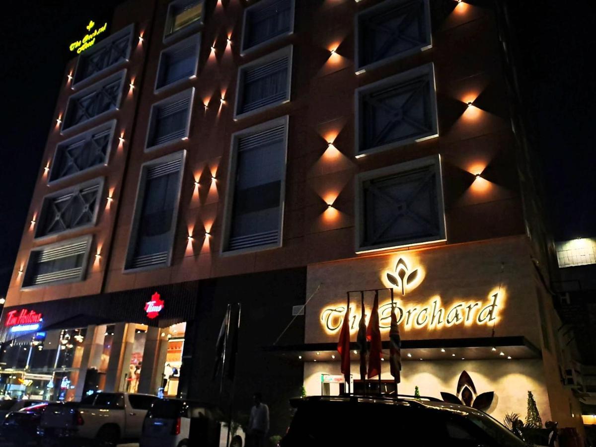 The Orchard Hotel Lahore Exterior photo